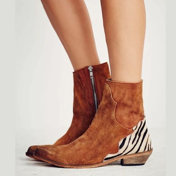NEW FREE PEOPLE LAST OUTLAW CALF SUEDE ANKLE BOOT - Picture 5 of 6